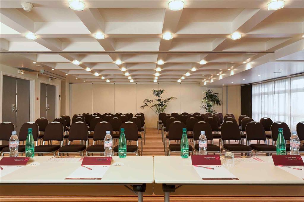 Mercure Paris Massy Gare Tgv Eksteriør billede